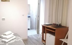 Studio Piata Amzei 1 (8 E)